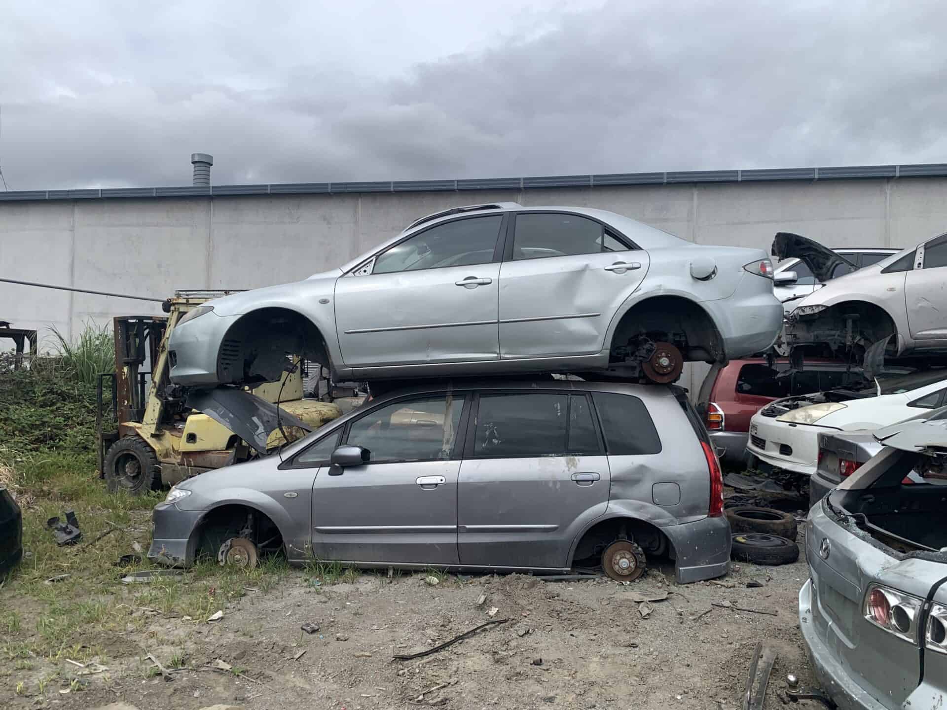 Car Wreckers Auckland: We Buy Dead Vehicles & Sell Parts
