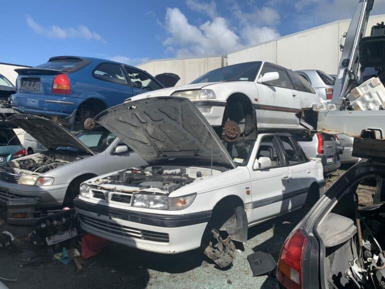 car wreckers taupo