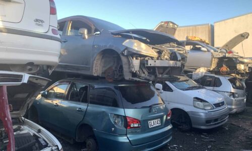 car wreckers pukekohe